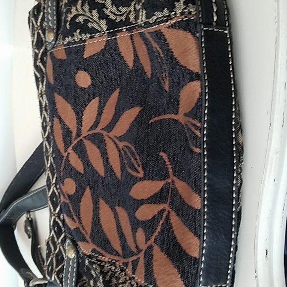 Fossil Leather and Cloth Purse - Picture 8 of 8